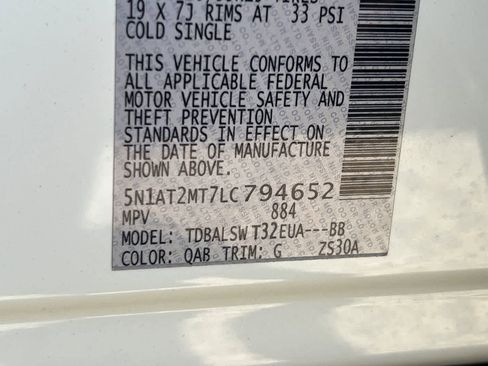 Used 2020 Nissan Rogue SL w/ Premium Package FWD image 38