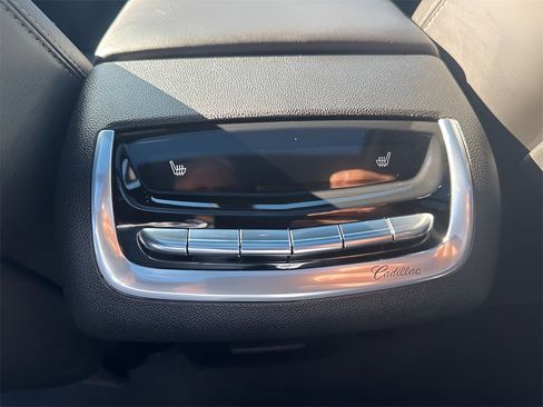 Certified 2025 Cadillac XT6 Premium Luxury w/ Platinum Package image 20