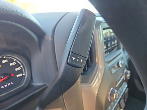 Used 2022 Chevrolet Silverado 1500 Custom image 23