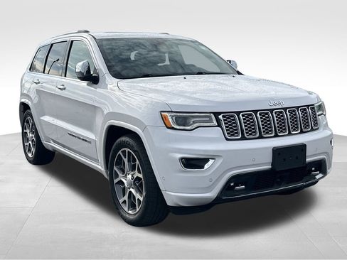 Used 2020 Jeep Grand Cherokee Limited w/ Luxury Group II image 35