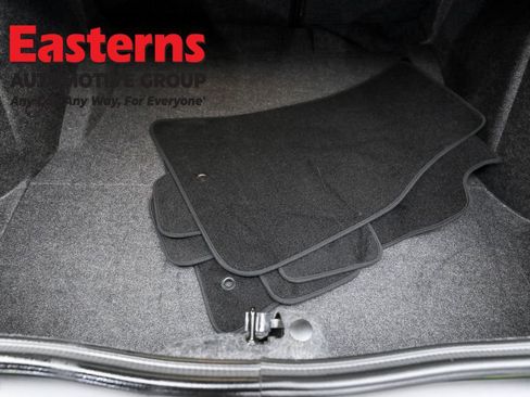 Used 2023 Dodge Challenger R/T w/ Plus Package image 9