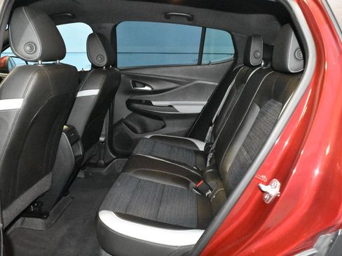 Used 2025 Buick Envista Preferred w/ Convenience II Package FWD image 20
