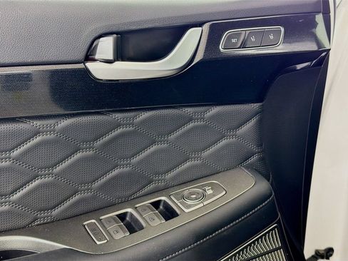 Used 2021 Hyundai Palisade Calligraphy FWD image 21