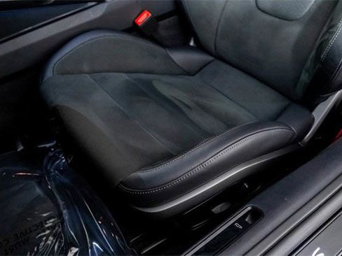 Used 2025 Porsche 911 Carrera 4 GTS image 30