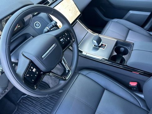 New 2026 Land Rover Range Rover Velar S image 5