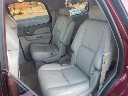 Used 2007 Chevrolet Tahoe LTZ w/ LTZ Preferred Equipment Group image 13