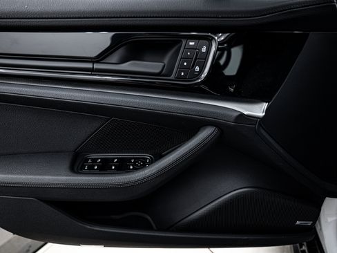 Certified 2025 Porsche Panamera 4 image 20