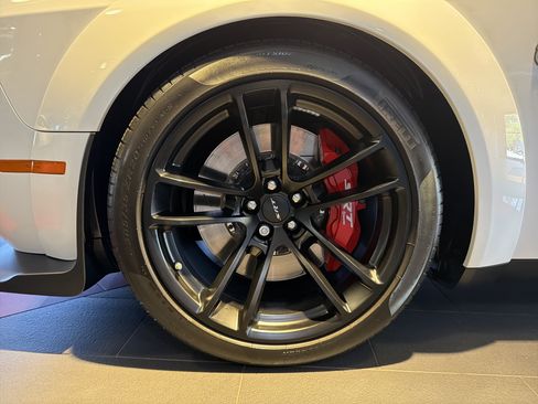 Used 2021 Dodge Challenger SRT Hellcat Redeye RWD image 12