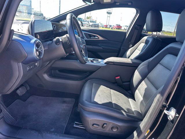 Used 2024 Chevrolet Equinox EV LT FWD image 20