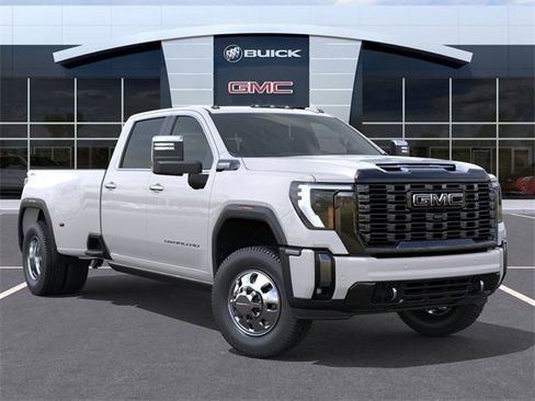 New 2025 GMC Sierra 3500 Denali Ultimate image 7