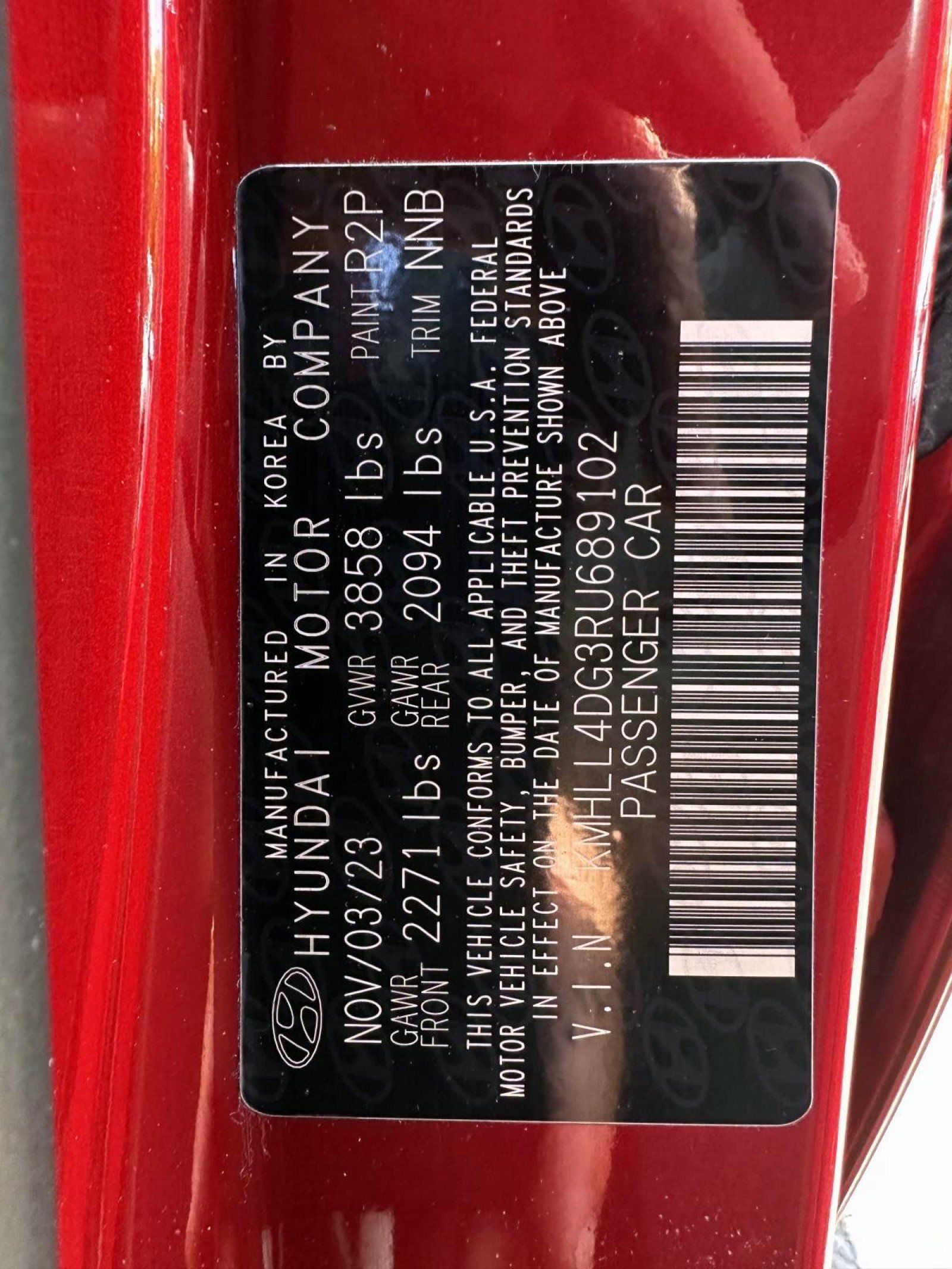 Used 2024 Hyundai Elantra SE FWD image 30