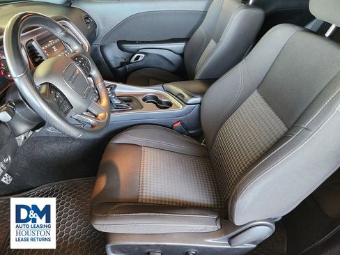 Used 2021 Dodge Challenger SXT w/ Blacktop Package image 20