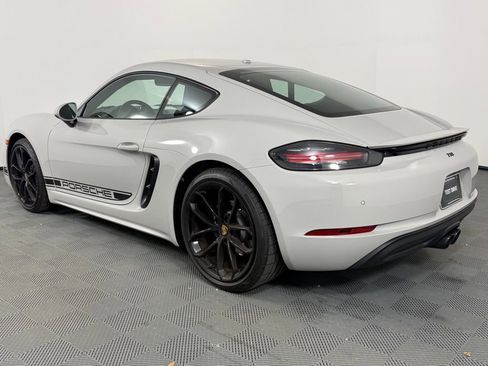 Certified 2024 Porsche 718 Cayman image 3