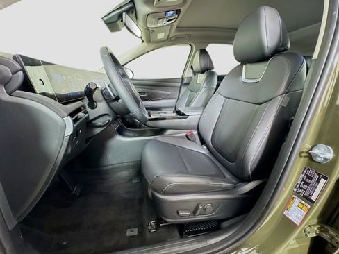 Used 2025 Hyundai Tucson Limited AWD/4WD image 18