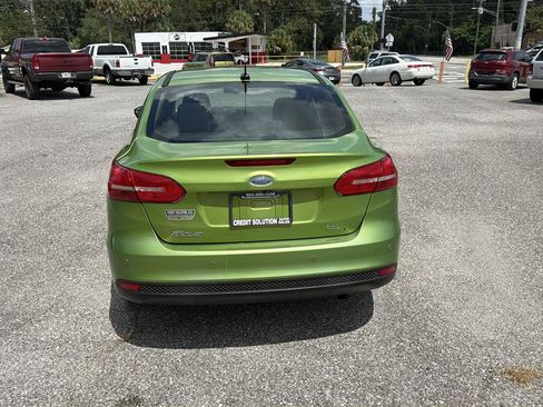 Used 2018 Ford Focus SEL FWD image 5