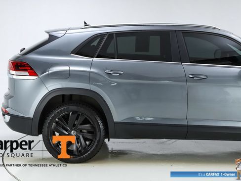 Used 2023 Volkswagen Atlas Cross Sport SE w/ Panoramic Sunroof Package AWD/4WD image 50