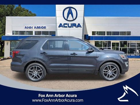 Used 2017 Ford Explorer Sport w/ Equipment Group 401A image 6