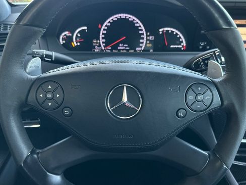 Used 2013 Mercedes-Benz CL 63 AMG image 21