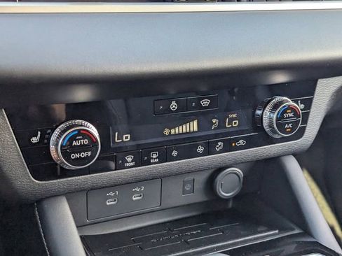 New 2026 Mitsubishi Outlander Trail Edition image 15