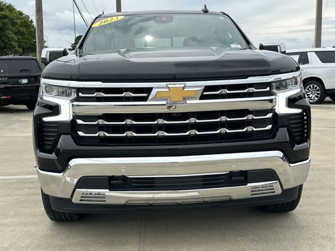 Certified 2023 Chevrolet Silverado 1500 LTZ AWD/4WD image 2