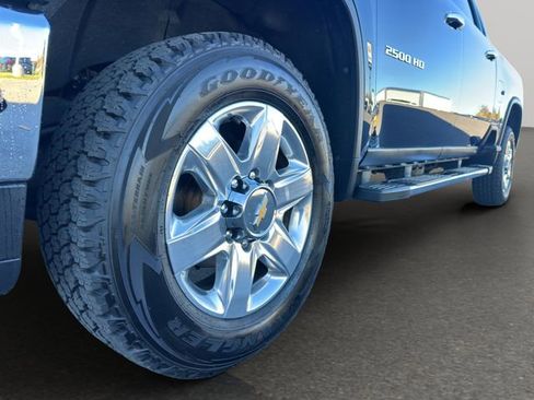 Used 2023 Chevrolet Silverado 2500 LTZ image 22