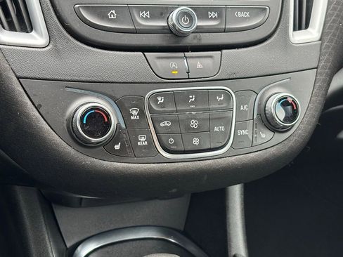 Used 2024 Chevrolet Malibu LT image 20