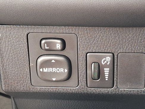 Used 2016 Toyota RAV4 SE w/ Cargo Management Package AWD/4WD image 25