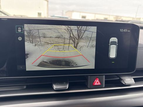 New 2026 Kia Carnival LX FWD image 17