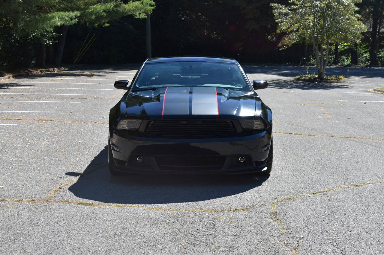 Used 2010 Ford Mustang GT Premium RWD image 12