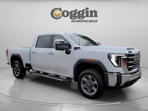 New 2026 GMC Sierra 3500 SLT w/ SLT Premium Package image 16