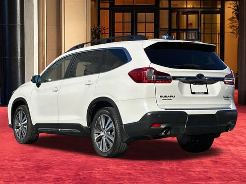 Used 2022 Subaru Ascent Limited w/ Technology Package image 4