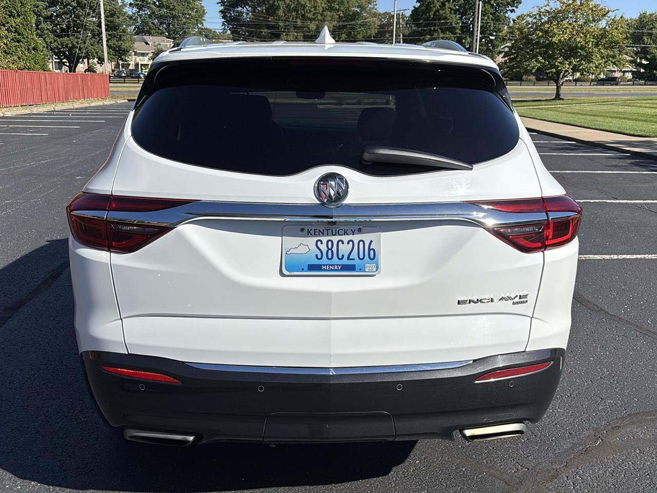 Used 2019 Buick Enclave Essence AWD/4WD image 6