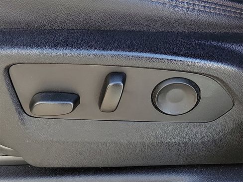 Used 2023 Chevrolet Suburban High Country w/ Premium Package 2 image 13