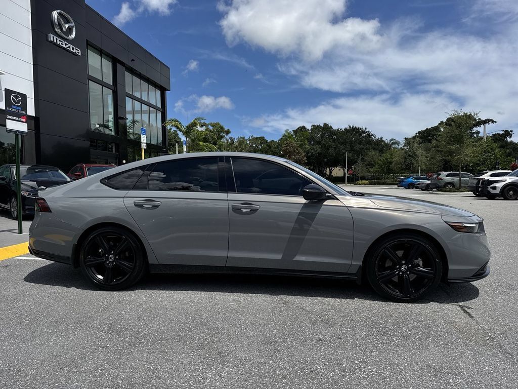 Used 2024 Honda Accord Sport image 23