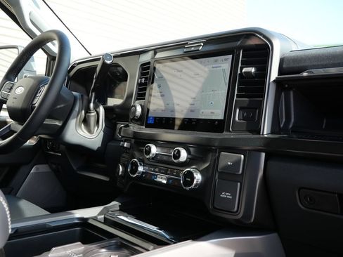New 2026 Ford F250 Lariat w/ Black Appearance Package AWD/4WD image 20