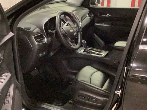 Used 2018 Chevrolet Equinox Premier image 11
