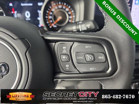 New 2025 Jeep Gladiator Mojave image 15