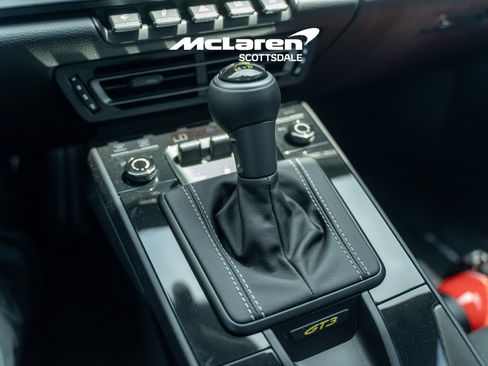 Used 2024 Porsche 911 GT3 RWD image 18