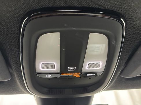 Used 2023 Polestar Polestar 2 image 21