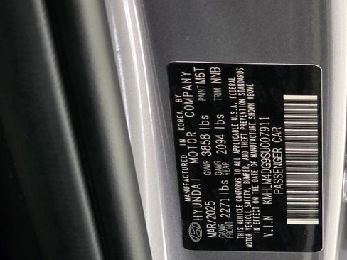 Certified 2025 Hyundai Elantra Sport FWD image 34