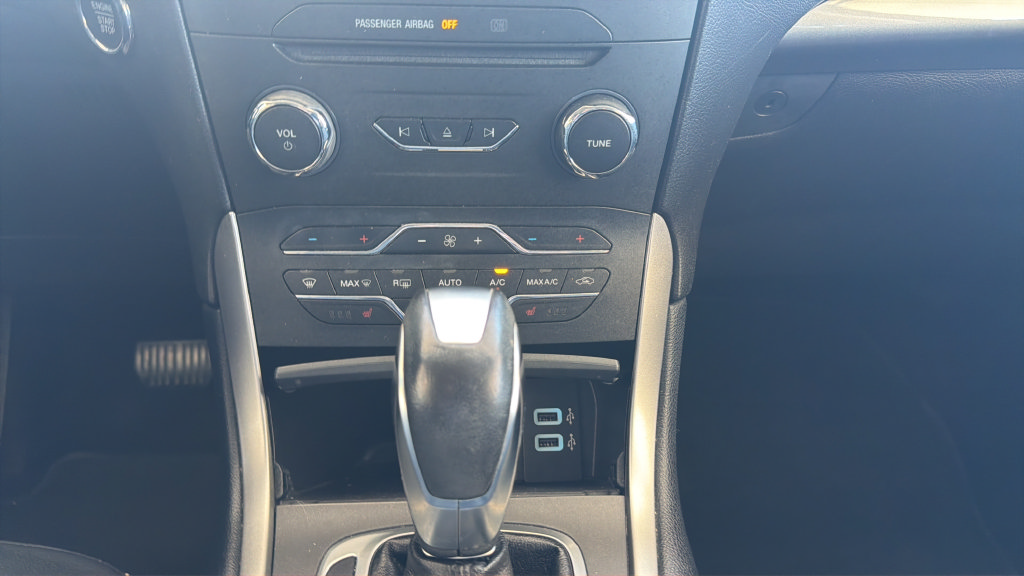 Used 2017 Ford Edge SEL w/ Equipment Group 201A FWD image 13