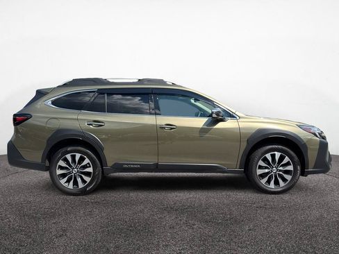Certified 2024 Subaru Outback Touring AWD/4WD image 7