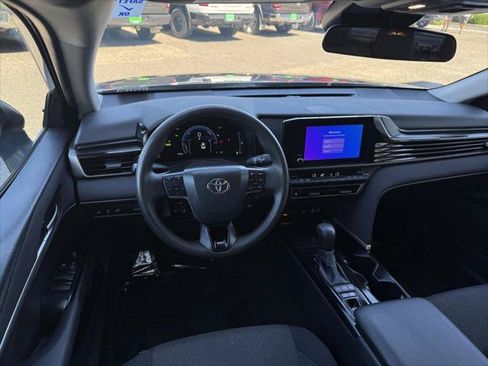 Certified 2025 Toyota Camry LE AWD/4WD image 15