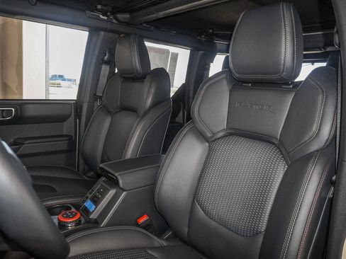 New 2025 Ford Bronco Raptor image 23