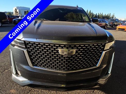Used 2021 Cadillac Escalade Premium Luxury RWD image 13