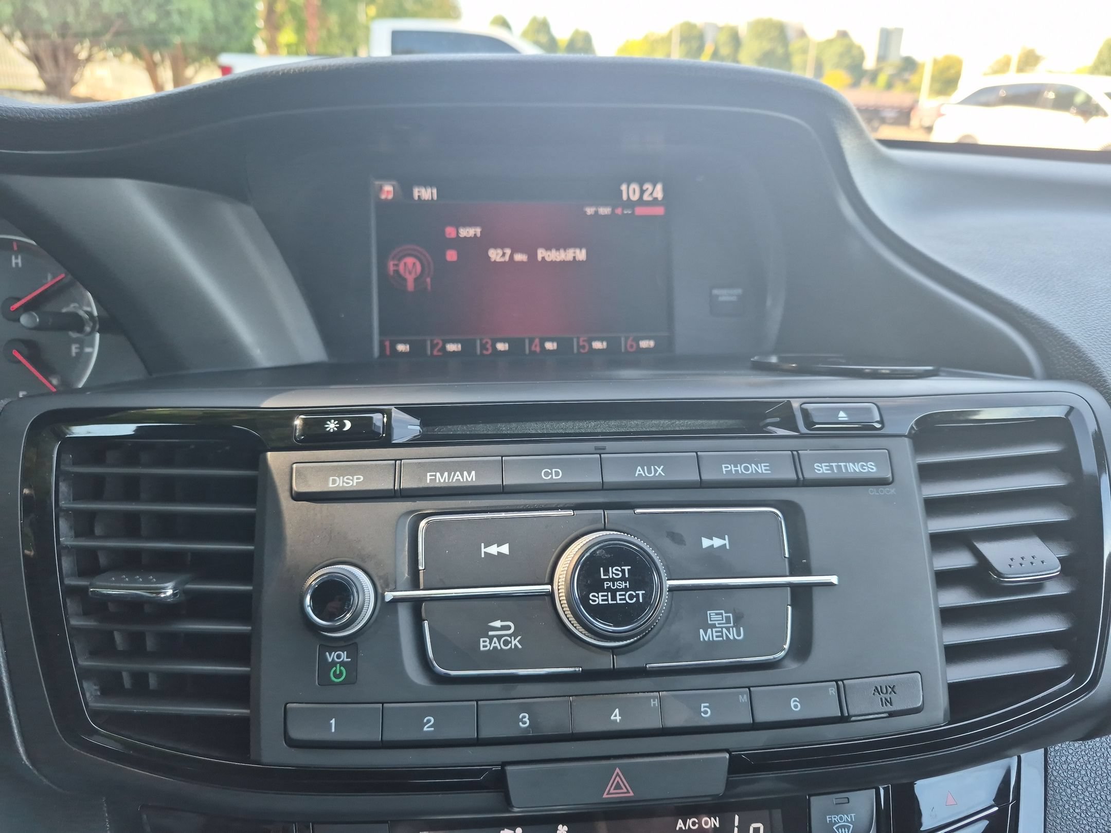 Used 2016 Honda Accord Sport image 17