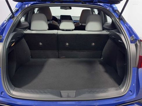 Used 2019 Toyota C-HR XLE image 34