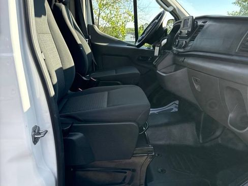 Used 2025 Ford Transit 250 Low Roof w/ Exterior Upgrade Package RWD image 15