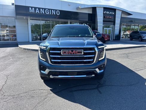 New 2026 GMC Yukon Elevation w/ Elevation Premium Package AWD/4WD image 17