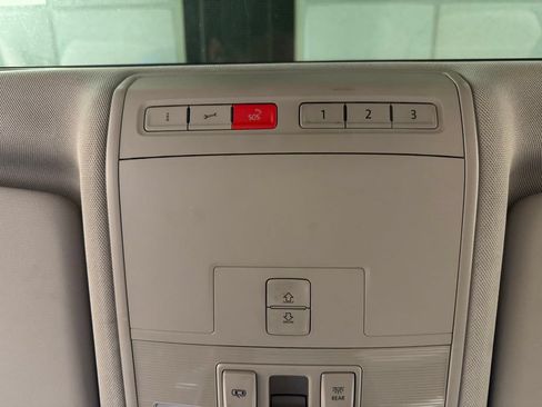 Used 2019 Volkswagen Atlas SEL Premium AWD/4WD image 56